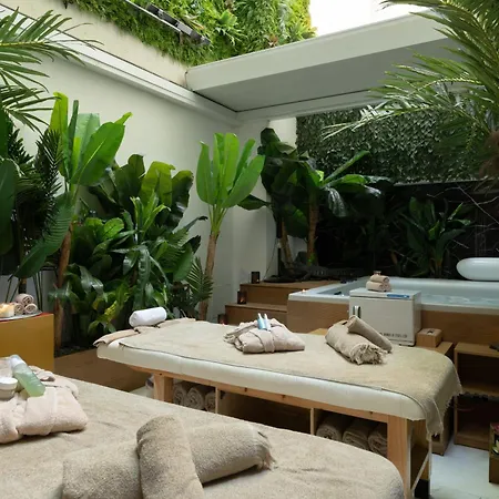 Elia Ermou Hotel 4*