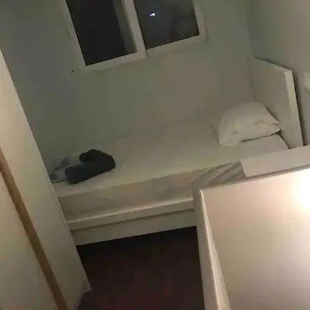 Apartment Modern 5bd In The Heart Of *