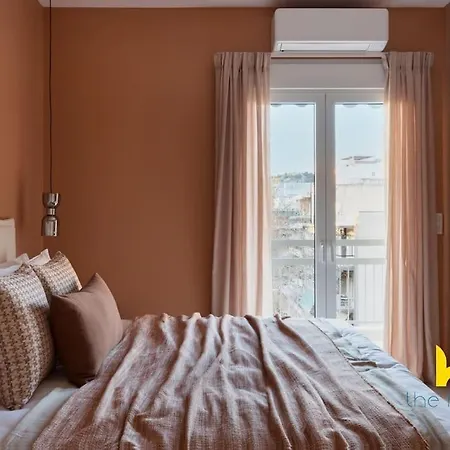 Apartment Acropolis View Luxe King-suite W Ensuite Whirlpool Athens