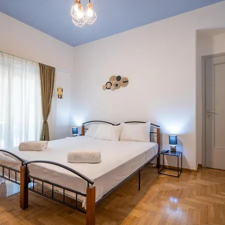 Apartment Kato Patisia Metro Station 2 Bdrm