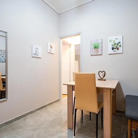 Apartment Kato Patisia Metro Station 2 Bdrm Athens