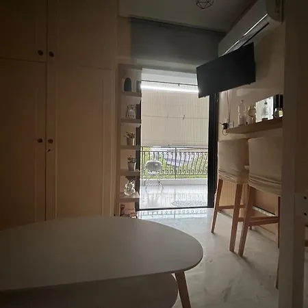 Garden Vibes Glyfada Apartment