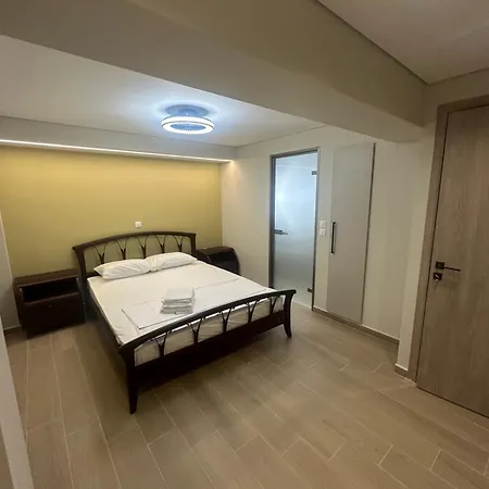 Penelopes House Apartment *