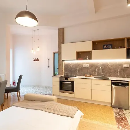 Apartment 2br 5' From Filopappou Athens