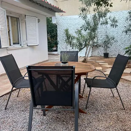 Next To The * Vouliagmeni
