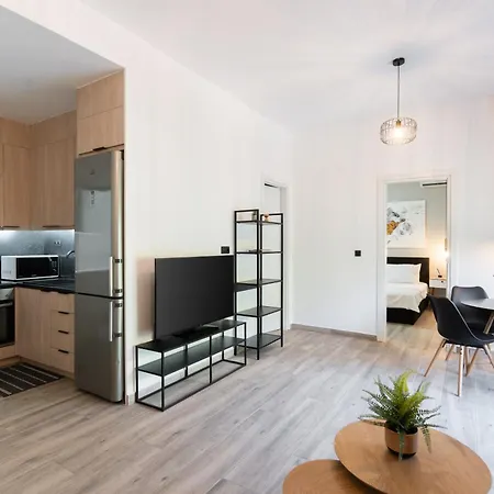 Your Base Comfy In Petralona, Steps To Metro *