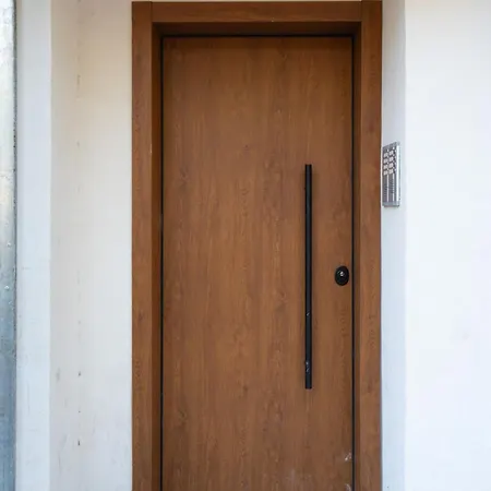 Apartment Your Base Comfy In Petralona, Steps To Metro Athens