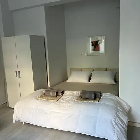 Athens Studio Apartment *