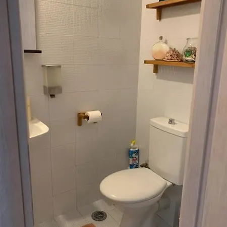 Quiet House With Two Floors Close To The Sea *