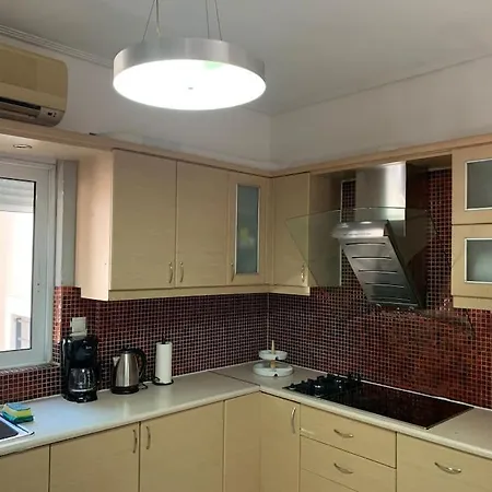 Quiet House With Two Floors Close To The Sea Athens