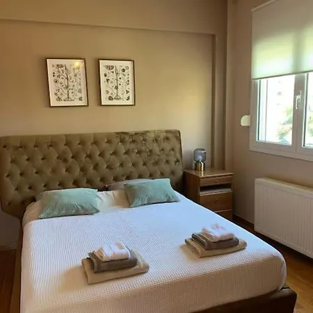 Quiet House With Two Floors Close To The Sea * Athens