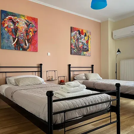 Marousi Escape - 5 Mins Walking Away From Train - Metro Βίλα