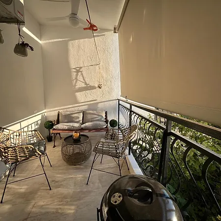 Garden Vibes Glyfada Apartment Athens