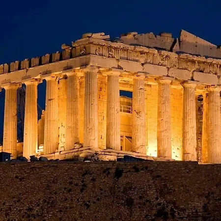 3 Minutes Walk To Acropolis, Stylish Apartment