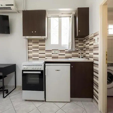 Pagrati Cozy Retreat * Athens