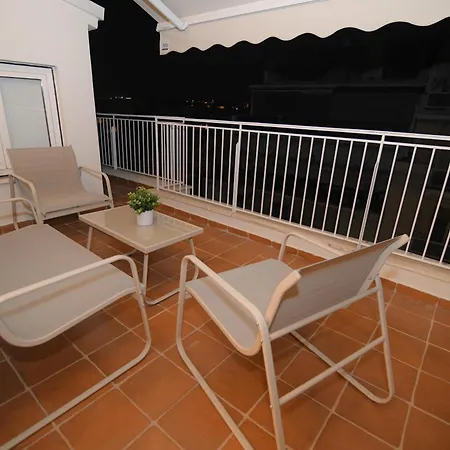 Acropolis Hill House