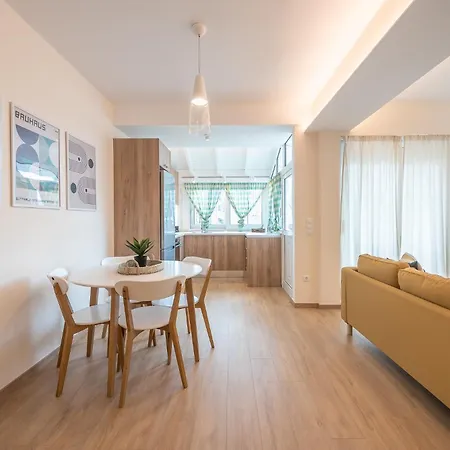 Majestic Penthouse W Acropolis View * Athens