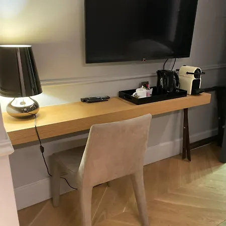 Nikiou Luxury