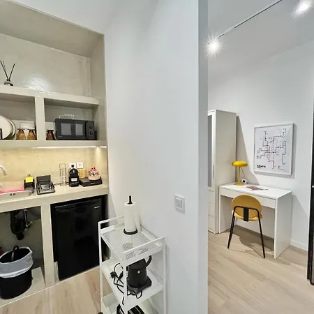 Benaki 8 Athènes
