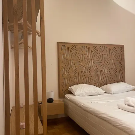 Hub Apartment *