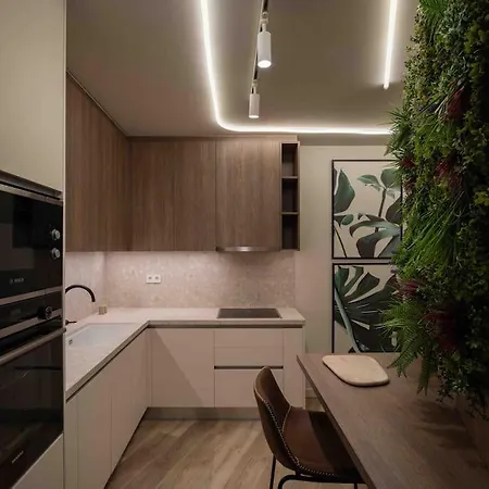 Tranquil Garden Apartment Athens