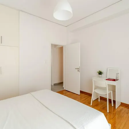 George's Cozy 60m2 7' Metro