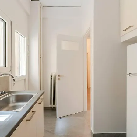 George's Cozy 60m2 7' Metro *