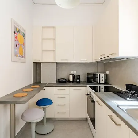 George's Cozy 60m2 7' Metro * Athens