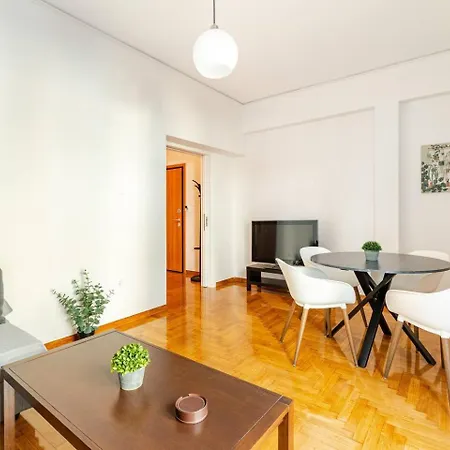 George's Cozy 60m2 7' Metro *