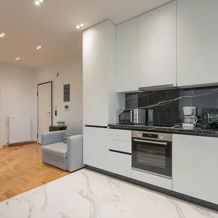 Voula's 2br Escape Elegant And Stylish Living