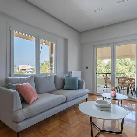 Voula's 2br Escape Elegant And Stylish Living Apartment