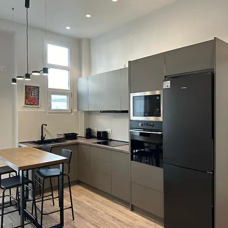 Apartment Petralona Private Urban