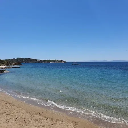 Kavouri Laguna Blue Beachfront Villa
