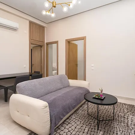 Cozy New Nearby Metro Apartment *