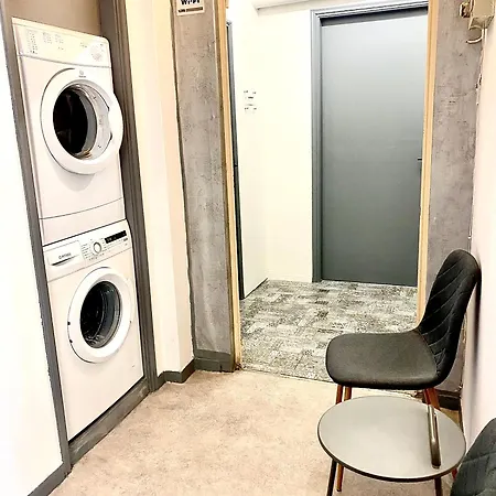 Apartment Host - Urban Boho