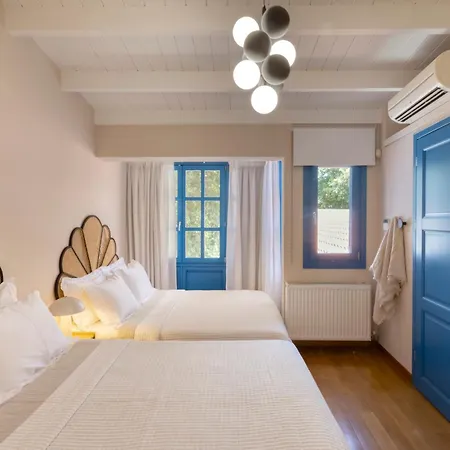 Plaka 3br 9ppl Privateyard 200m Metro&museum Athens