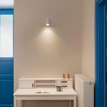 Villa Plaka 3br 9ppl Privateyard 200m Metro&museum *