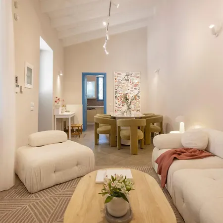 Plaka 3br 9ppl Privateyard 200m Metro&museum Villa *