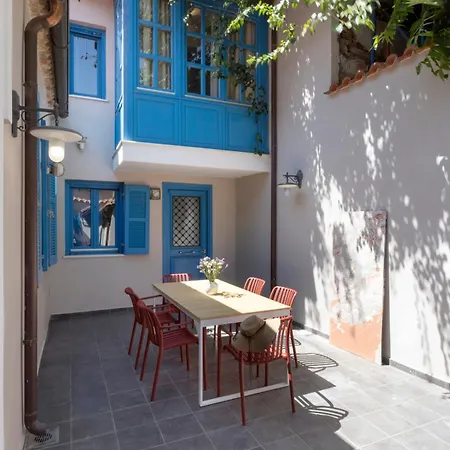 Plaka 3br 9ppl Privateyard 200m Metro&museum Villa *