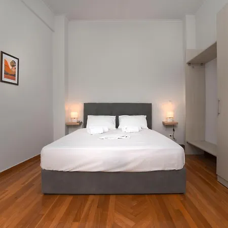 Cityscape 2ba Close To Archeological Museum And Metro *
