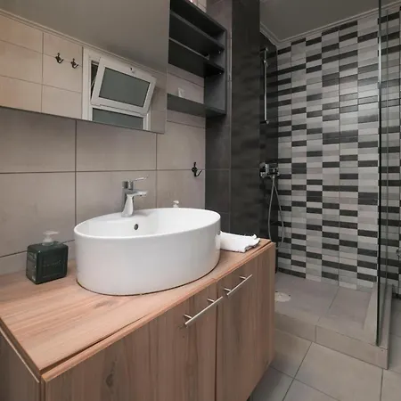 Cityscape 2ba Close To Archeological Museum And Metro * Athens