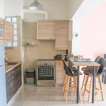 Διαμέρισμα Your Comfy In Acropolis Area *