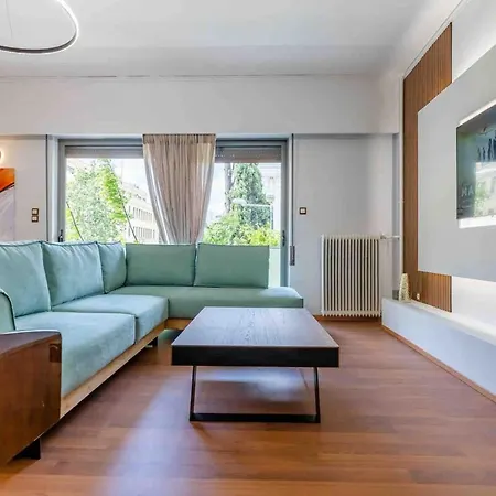 Luxury Flat At Archaeological Museum Apartment