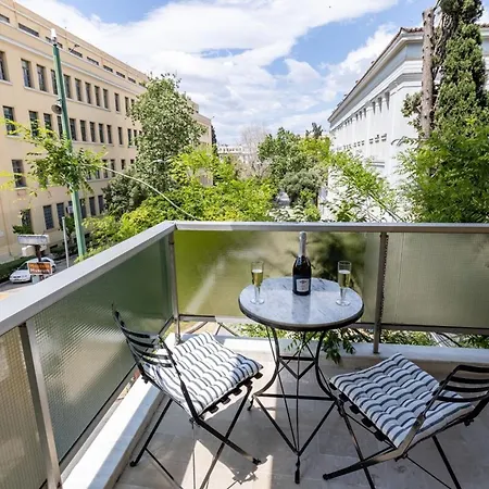 Luxury Flat At Archaeological Museum Apartment