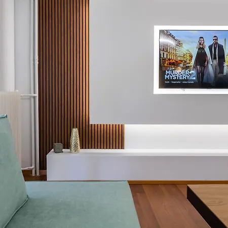 Luxury Flat At Archaeological Museum Apartment