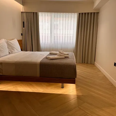 Triple A - Near Ermou Shopping Street - Family Hospitality - Free Parking! Athens