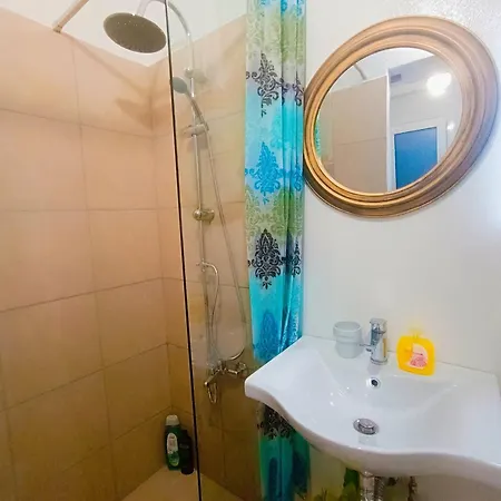 Διαμέρισμα Cozy In *