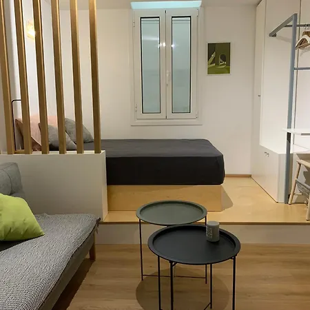 Apartment Tiny Under The Akropolis -2- *