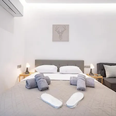 Amerikis Square Cozy For 3 Persons * Athens