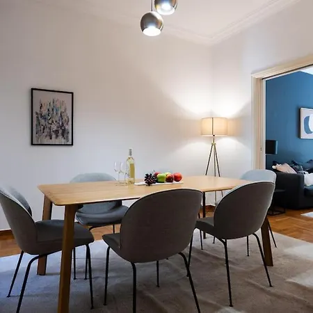 Fions Hideaway Apartment Athens